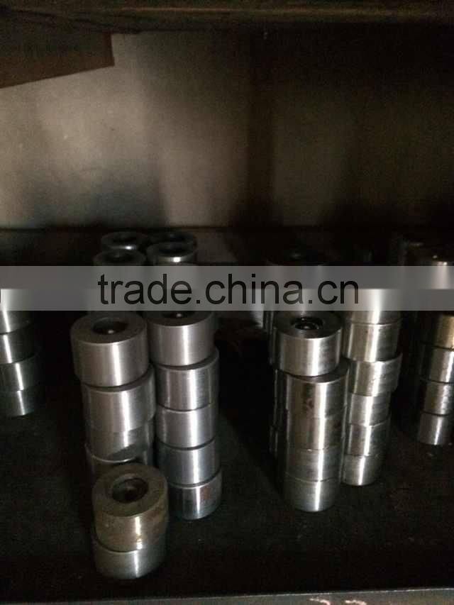 Wire drawing machine for making nail