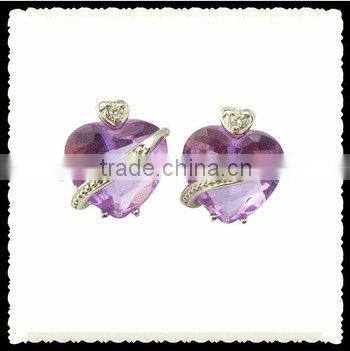 Woman heart-shaped zircon Purple silver earring