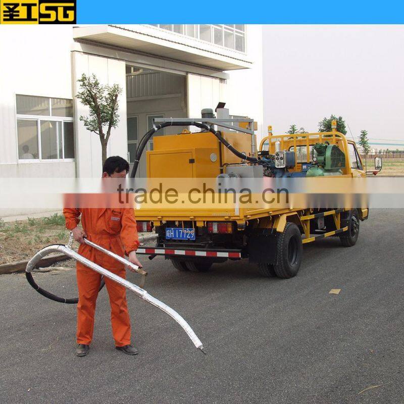Asphalt Road Pull-Type Crack Filling Machine
