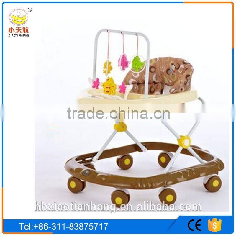 Simple rolling baby walker with toys and music/ Cheap round outdoor baby walker toys for kids