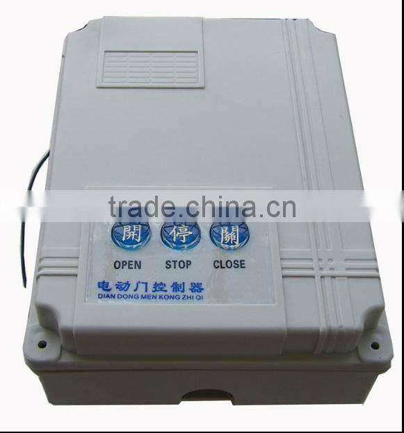 Sliding gate opener
