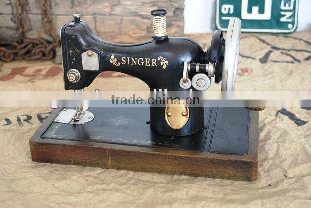 Antique sewing machine metal model imitation with paint