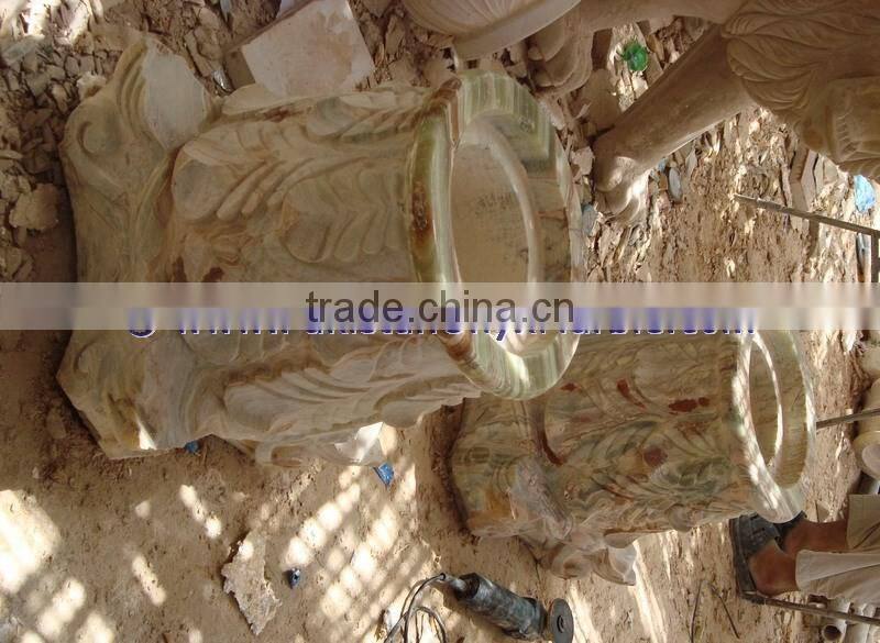 Pakistan Supplier ONYX COLUMNS AND PILLARS CARVING TOPS