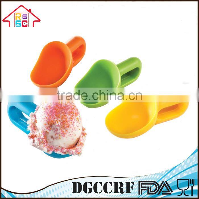 Kids Child Friendly Plastic Ice Cream Scooper Ice Cream Spoon