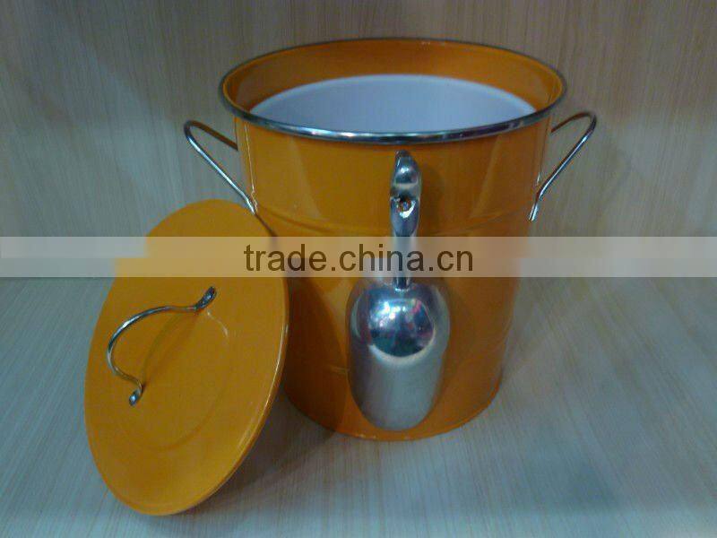 Galvanized Metal Ice Bucket with Lid
