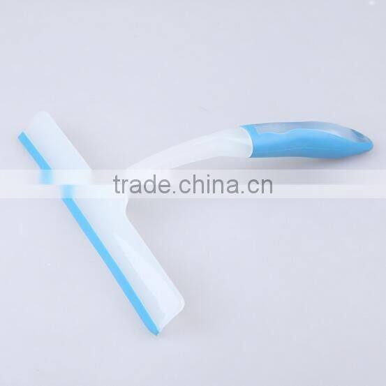 car use plastic snow shovel ice scraper