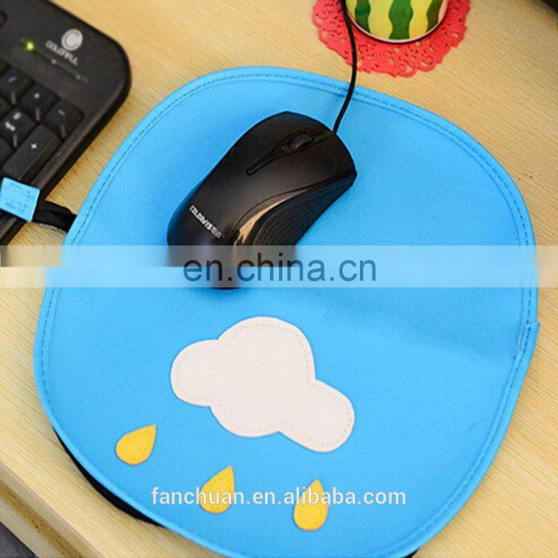Yellow Color Wholesale Smile Design PU Promotional Mouse Mat