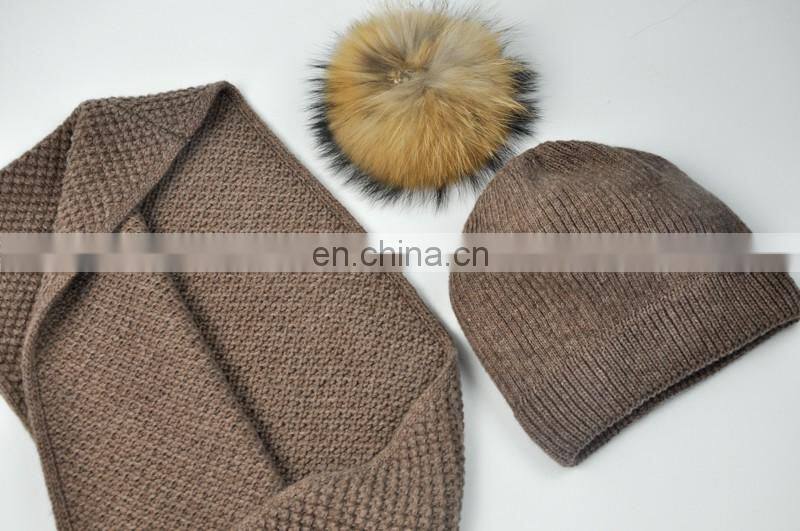 Wholesale Knitted Scarf Women Raccoon Fur Ball Winter Hat All in One Hat and Scarf