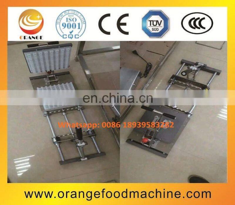 Manual kebab skewer machine