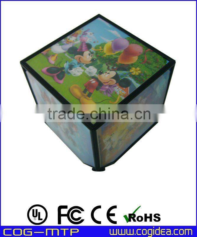 Magic Self-Turning Smart Plastic Cube Photo Frame