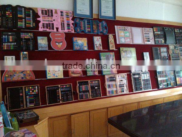 WOODEN ART&CRAFT SUPPLIES SET