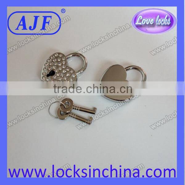 AJF very beautiful heart shaped silver rhinestone padlock