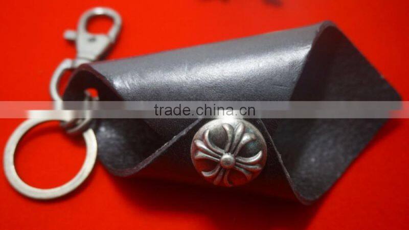 Fashionable diamond shape real leather key holder protection metal cross interlocked carabiner keychain