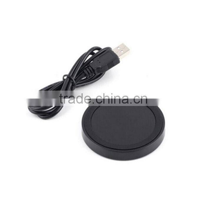 Universal ce rohs fcc portable qi wireless power bank charger pad for mobile phone