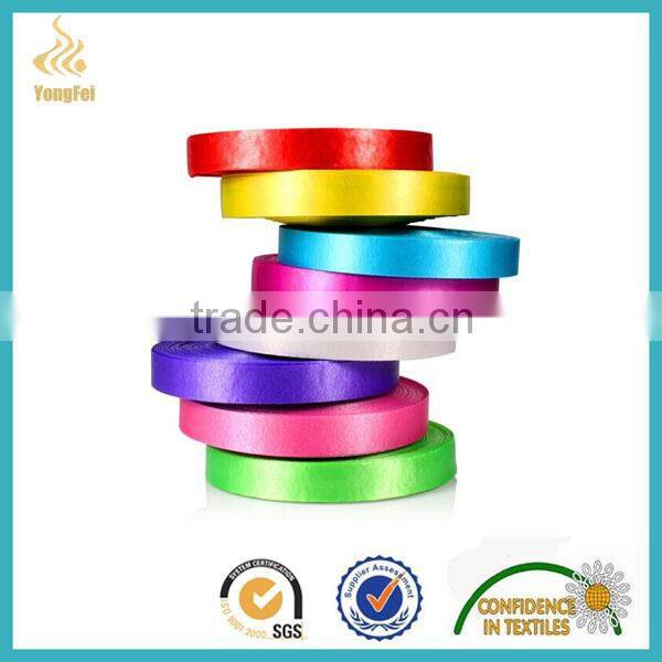 Printed self adhesive satin label