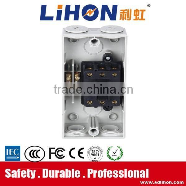 High voltage white plastic water- prool junction box
