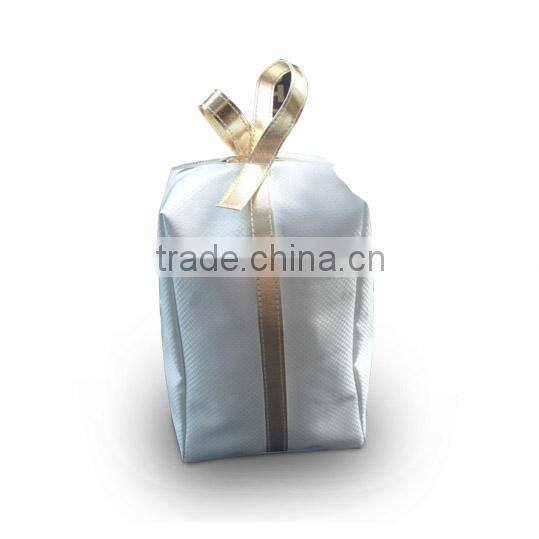 polyester fabric cute toiletries bag