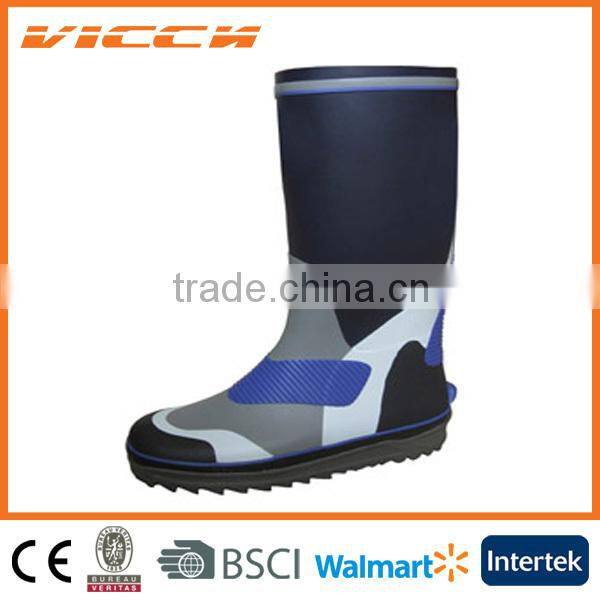 fly fishing wading boots with rubber sole