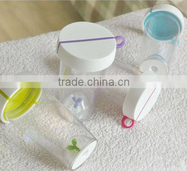 Supply fashion creative Portable hand-held cup / grass cup
