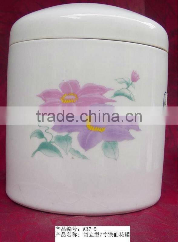 Ceramic mortuary urn