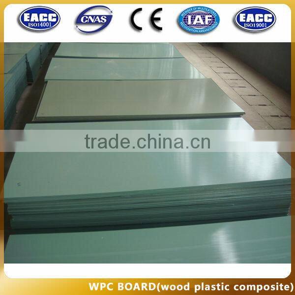 Low carbon and high strength WPC building board