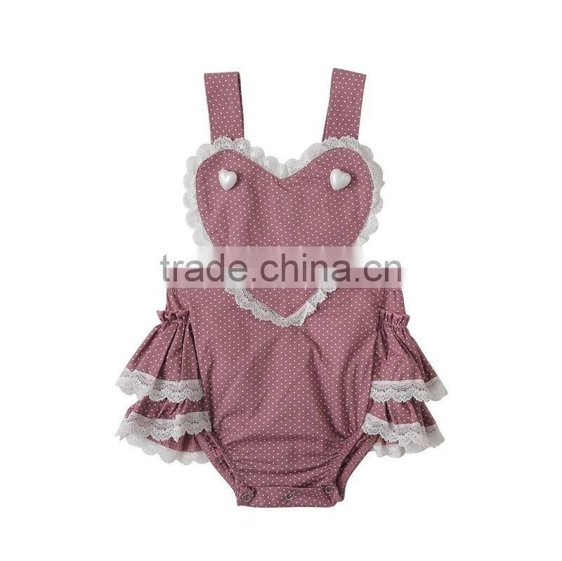 2017 hot sale baby romper with heart clothes