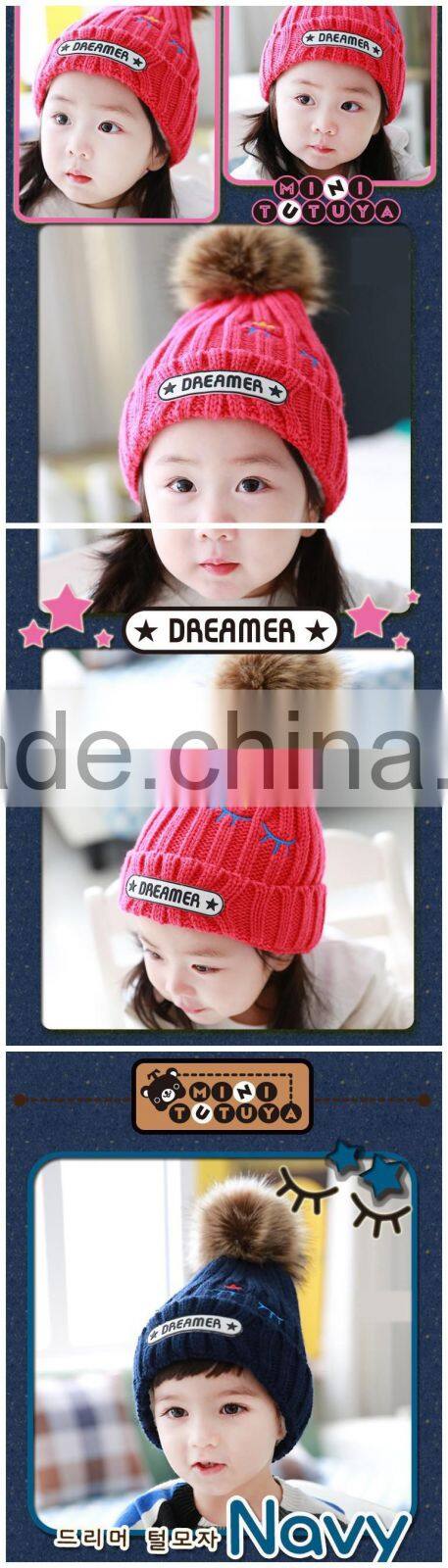 2015 Winter Latest DREAMER and Small Stars Embroidery Faux Fur Pom Pom Knitting Baby Kids Hat and Cap
