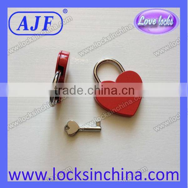 AJF fashion heart shape wedding locks