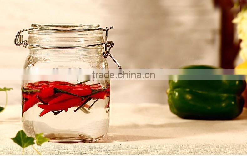 0.5L 0.7L Recycled airtight Round shape glass jar with metal clip top lid for kitchen and food