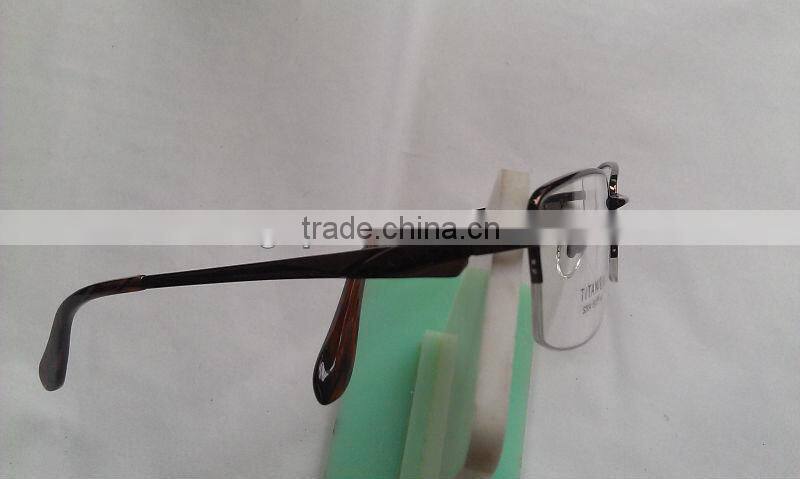 100%-TITANIUM STYLES frames2634