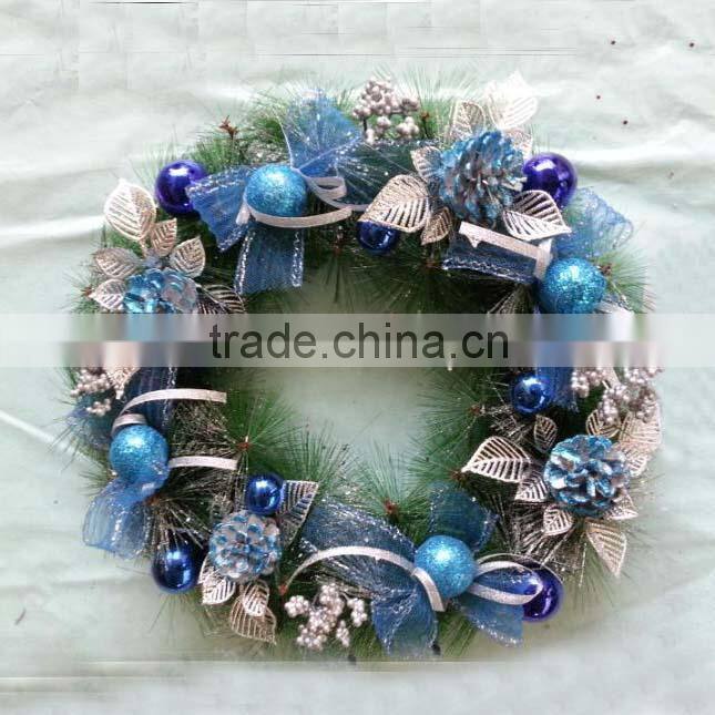 Popular Design Shape Gift Ideas 40cm Dia Xmas Decorative Door Wreath