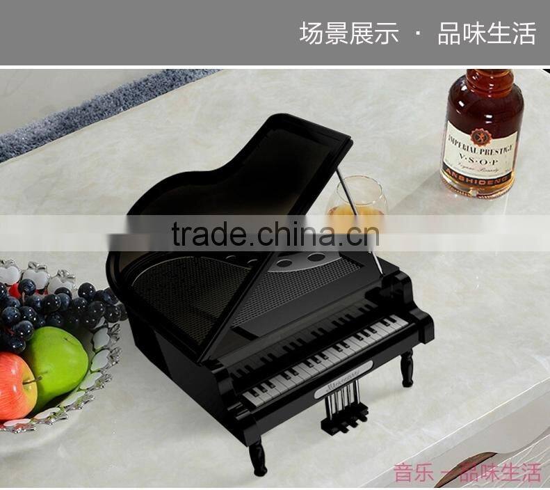 2015 New design portable mini bluetooth wireless piano speaker