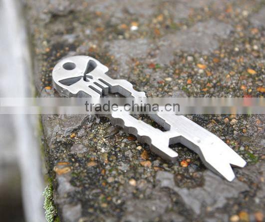 Outdoor multipurpose survival camping tool