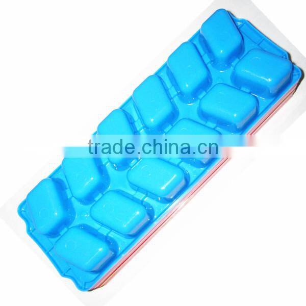IT-6769 BPA Free Food Grade plastic 12 Perfect ice cube tray