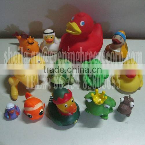 8cm promotional purple rubber duck , floating purple bath duck, purple duck with logo imprint
