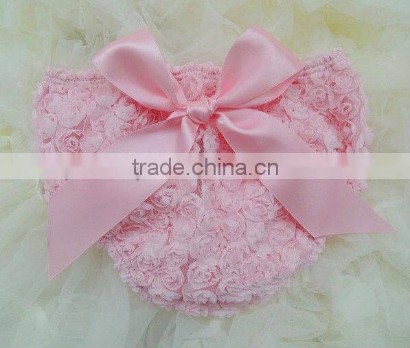 Hot sale Boutique Top Quality Baby Yellow Lace Ruffled Bloomer Infant Diaper Cover cotton diaper covers bloomer