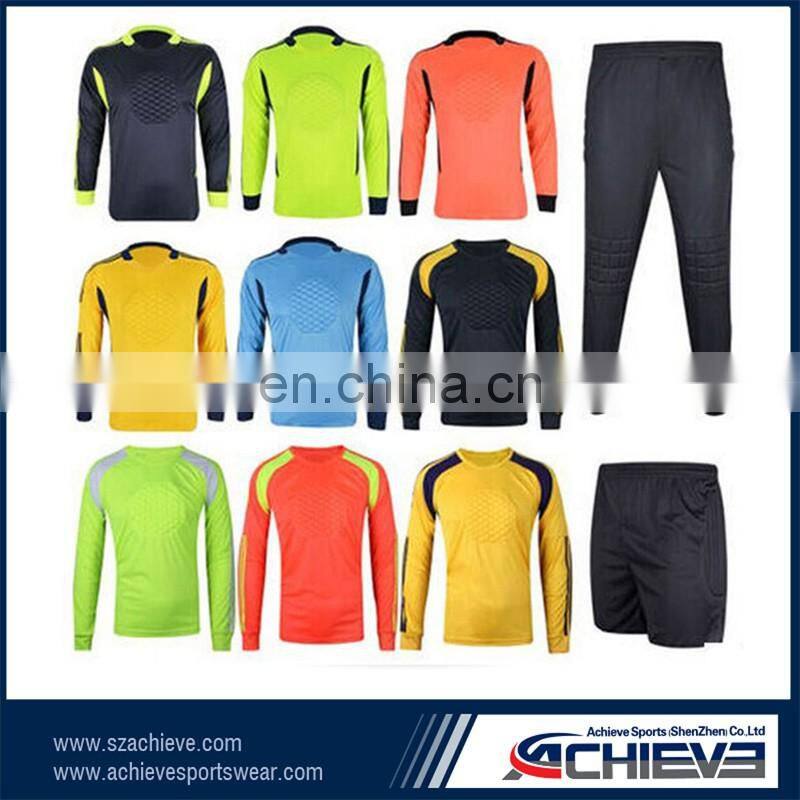 soccer team training tracksuit accessories