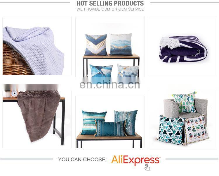 Wholesale 100% cotton rectangle colorful digital print super soft towels custom beach towel with image pattern