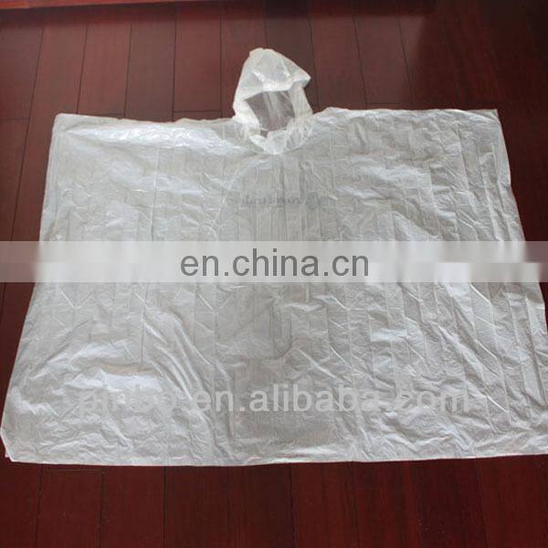 Plastic Emergency Rain Disposable Raincoat with Golf Ball and Keychain