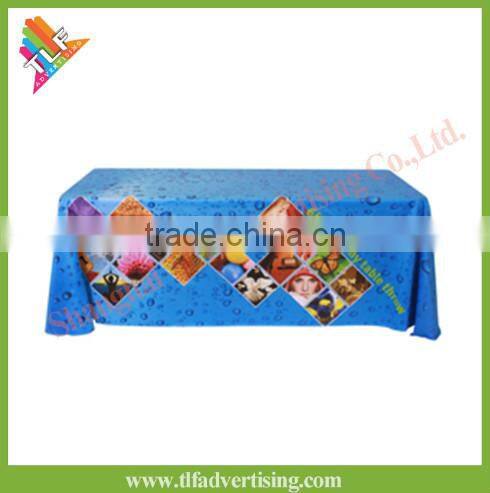 Fitted table cover, meetingroom display with spandex table cover