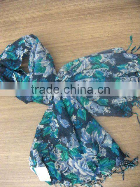 New Beautiful Flower With Dot Print Wool Shawls&scarfs/Fashion 2013