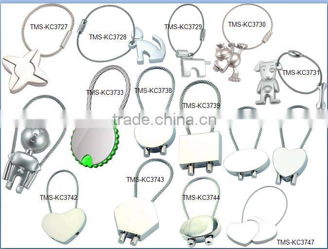 Guangzhou new designs hot sales promotional keychain