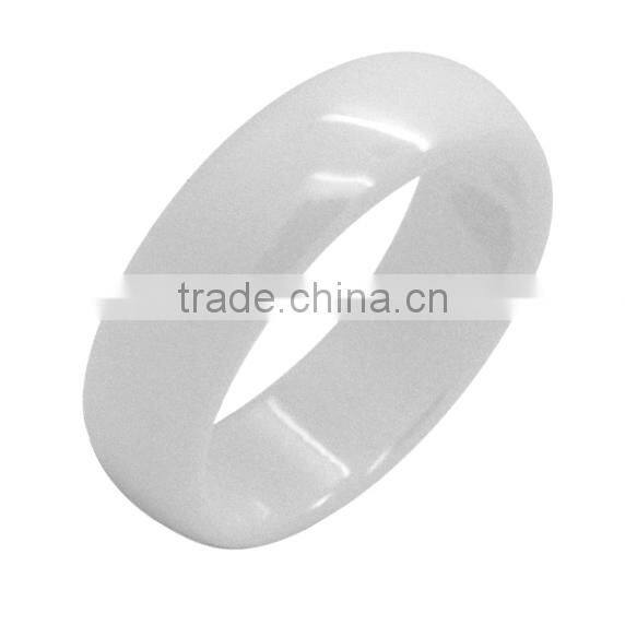 Fashion white ceramic ring with grooves