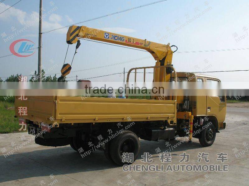Dongfeng 2T mini bucket crane truck