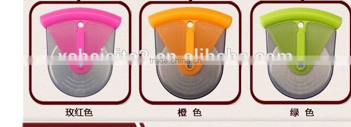 CY134 Stainless Steel Pizza Cutter with handle Pizza Knife