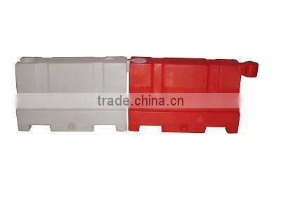 rotomoulding traffic barrier