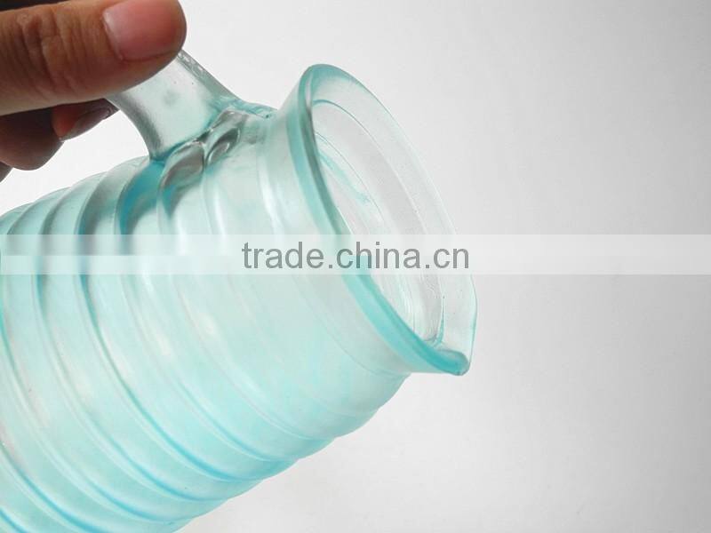 cheap daily use party cold beverage texure glass pitcher with handle