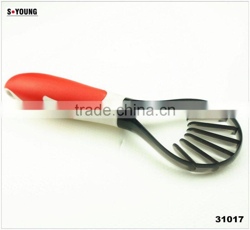 31017 New Penguin Handle Kitchen gadget pawpaw peeler papaya slicer papaya peeler