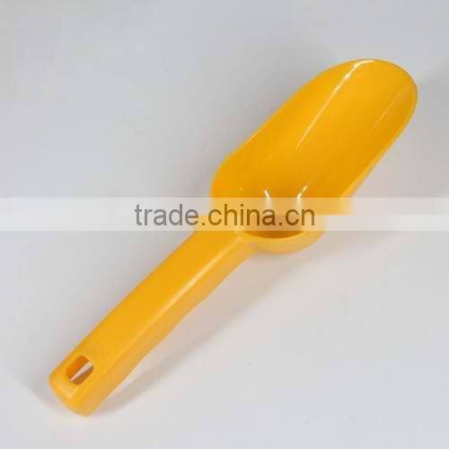 sand shovel digging toy