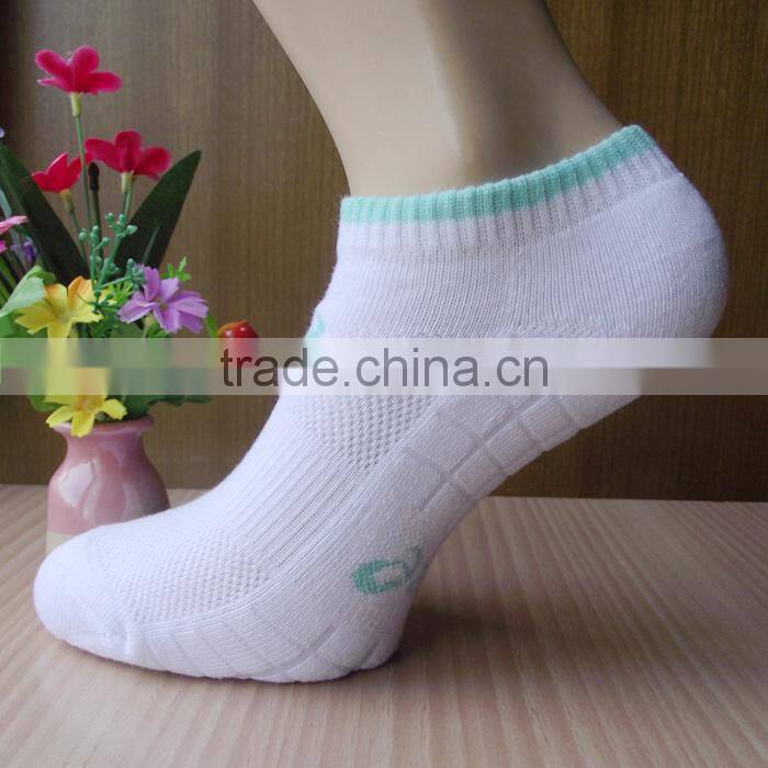 hot selling cheap cotton sport ankle Socks men